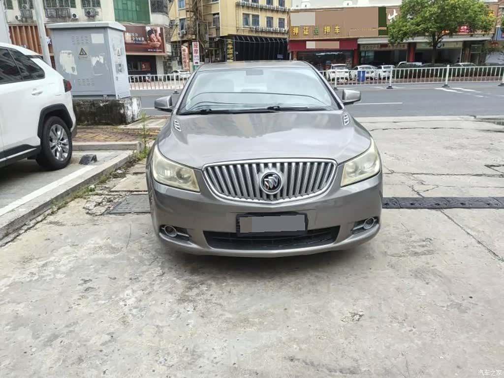 Buick LaCrosse, 2010 2