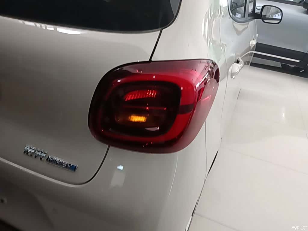 Wuling MINIEV, 2026 8