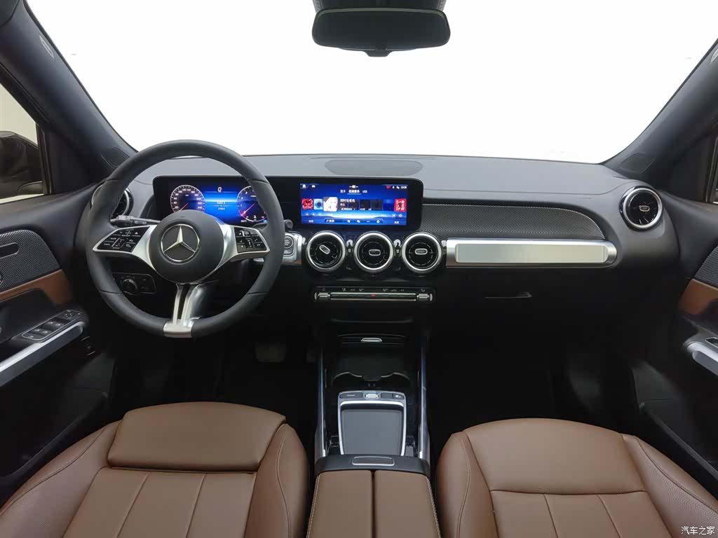 Mercedes-Benz GLB, 2024 все фото