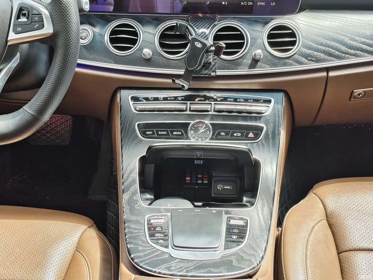 Mercedes-Benz E-Class, 2018 12