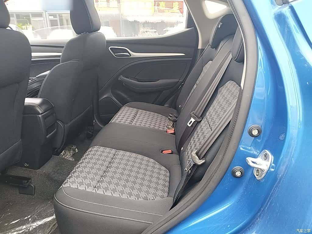 MG ZS, 2018 13