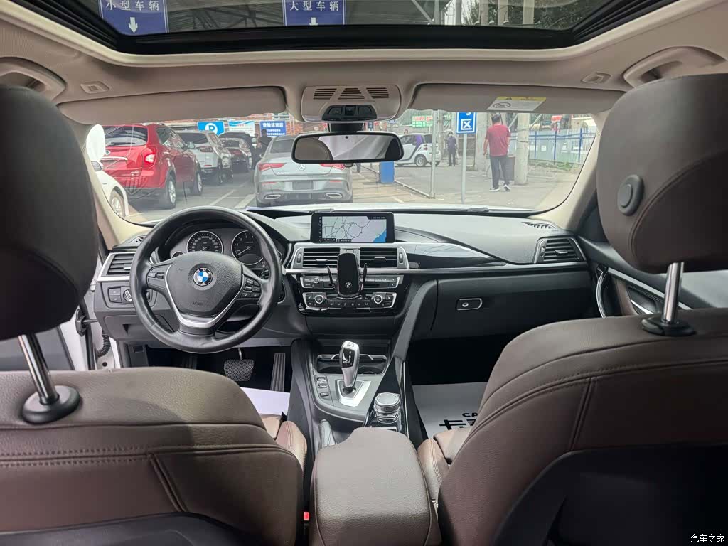 BMW 3 Series, 2018 10