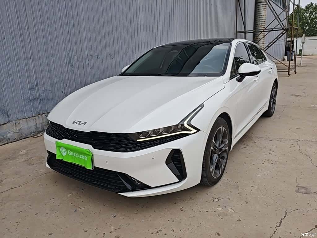 Kia K5, 2024 1