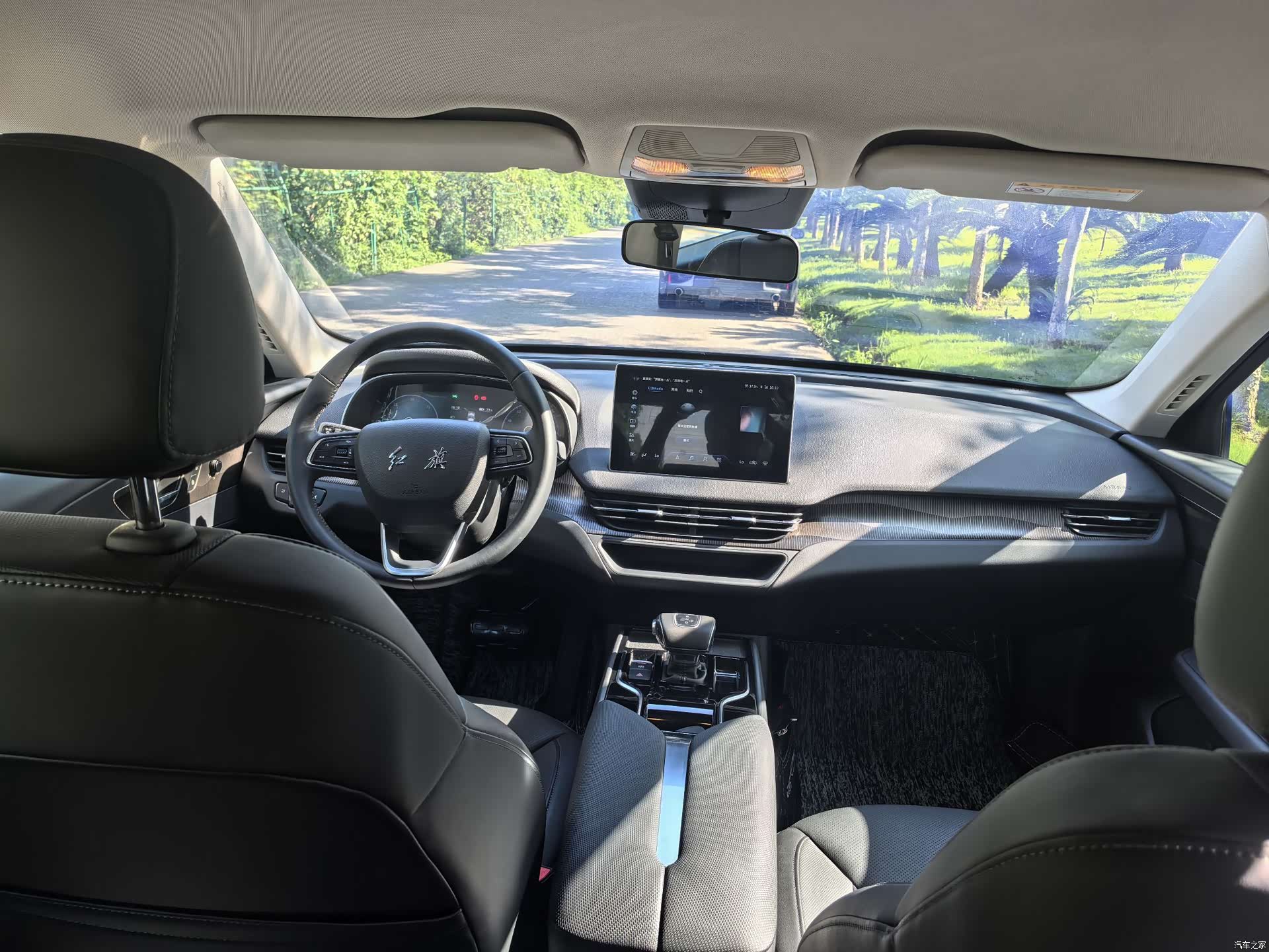 Hongqi QM5, 2023 12