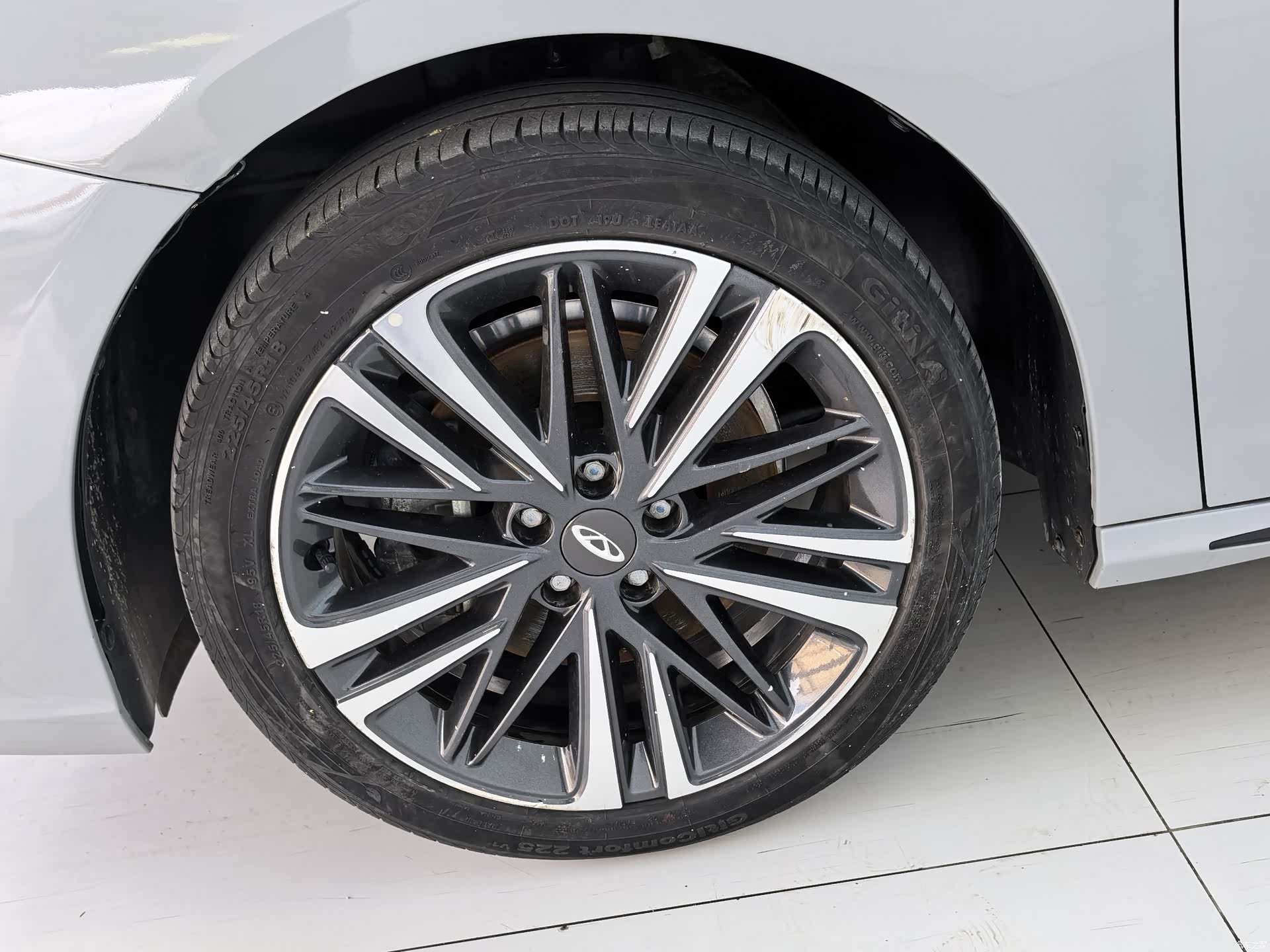 Chery Arrizo 8, 2023 все фото