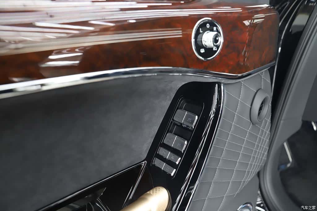 Hongqi 6, 2022 26