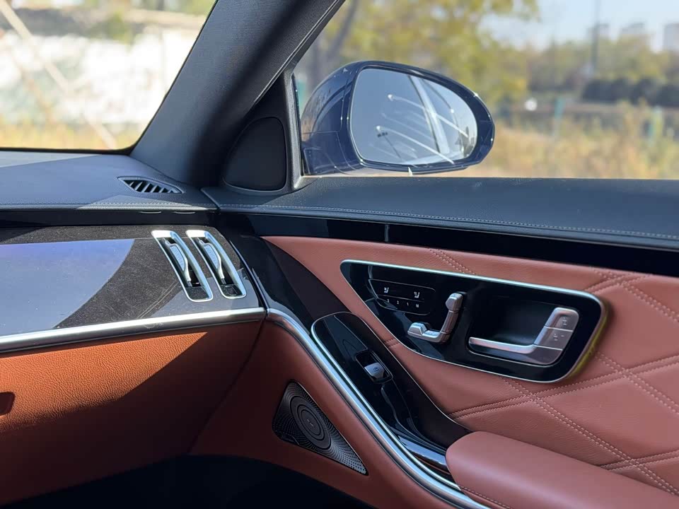 Mercedes-Benz Maybach S-class