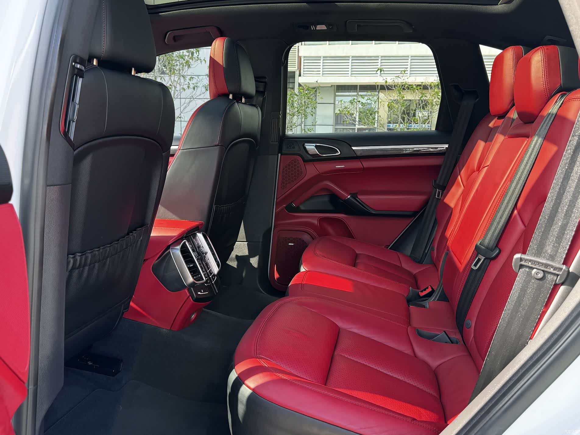 Porsche Cayenne, 2016 16