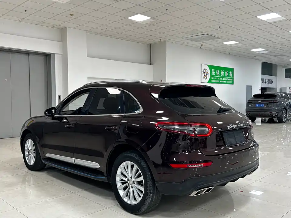 Zotye SR9