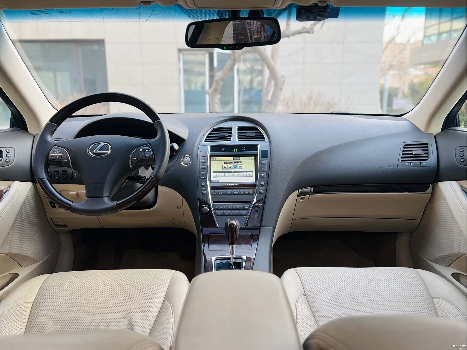 Lexus ES, 2010 10
