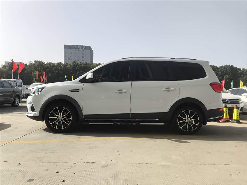 Forthing Popular SX6