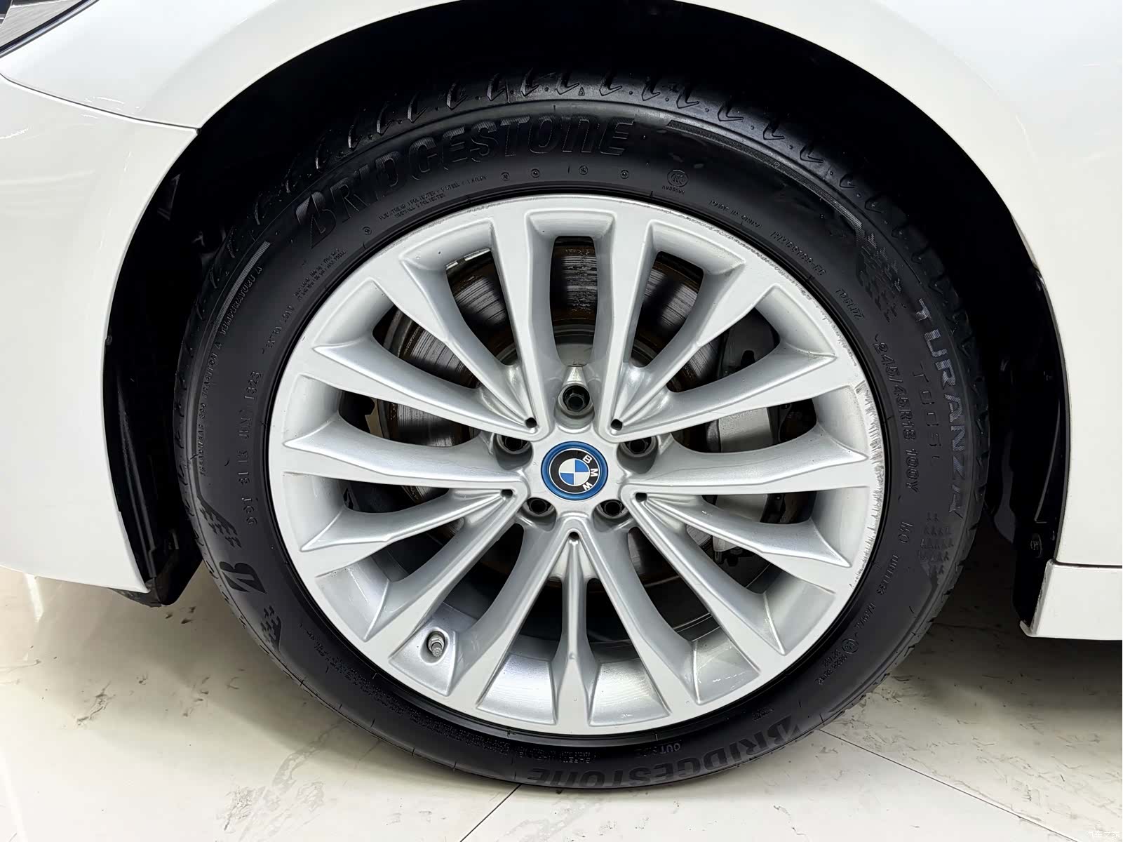 BMW 5 Series, 2019 16