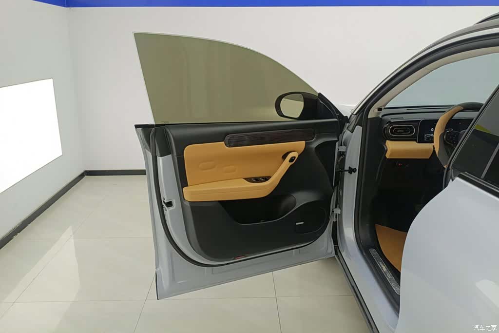 Leapmotor C11, 2024 7