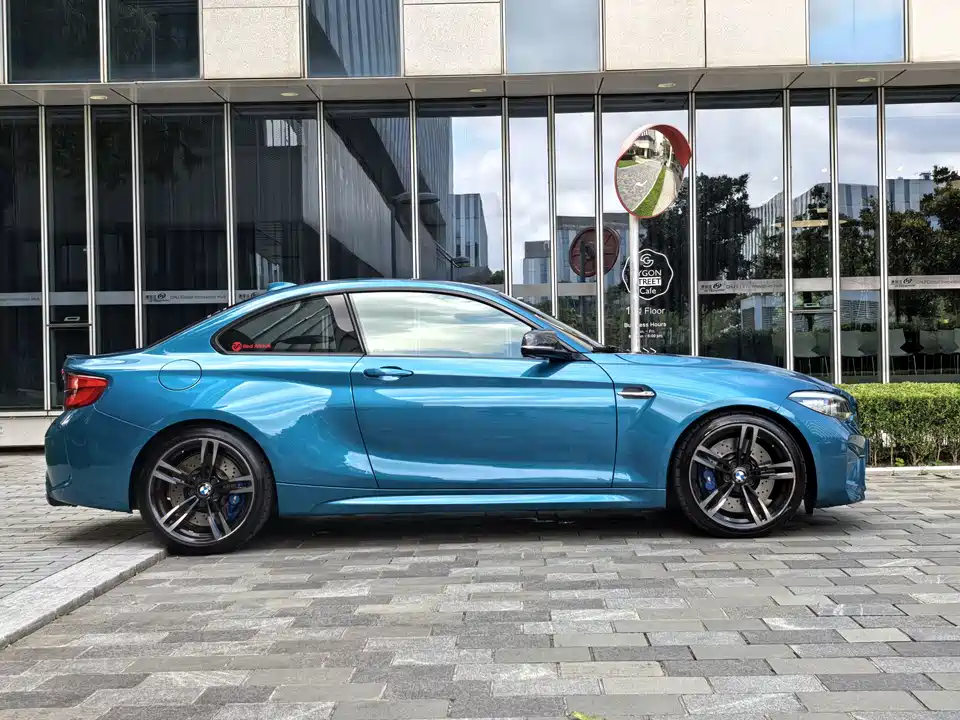 BMW M2