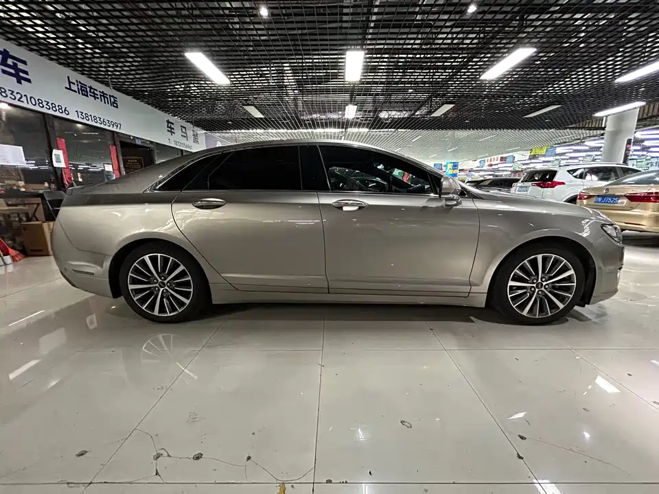 Lincoln MKZ