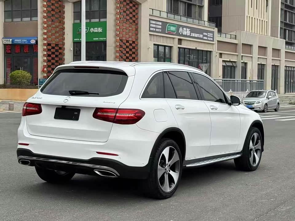 Mercedes-Benz GLC Mercedes-Benz GLC