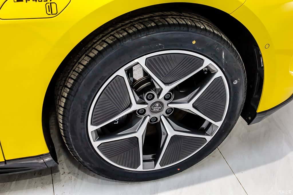 Lotus EMEYA, 2024 34