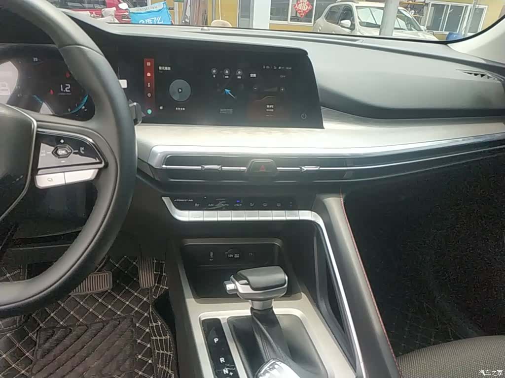 Changan CS35, 2025 13