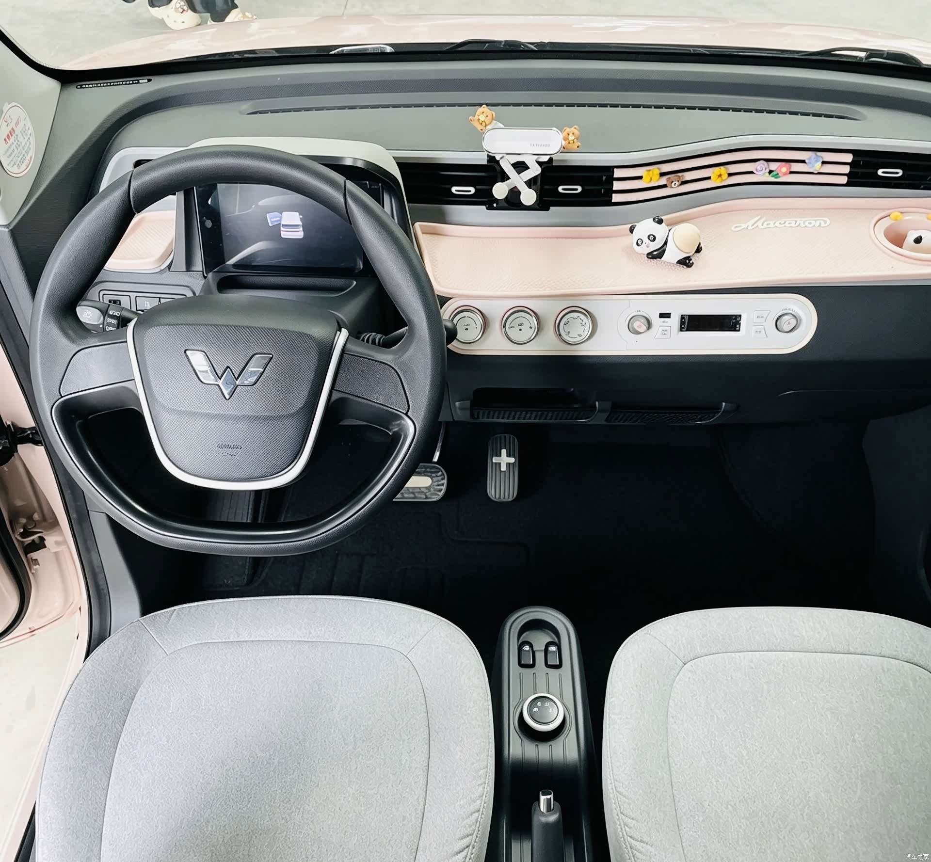 Wuling MINIEV, 2023 13