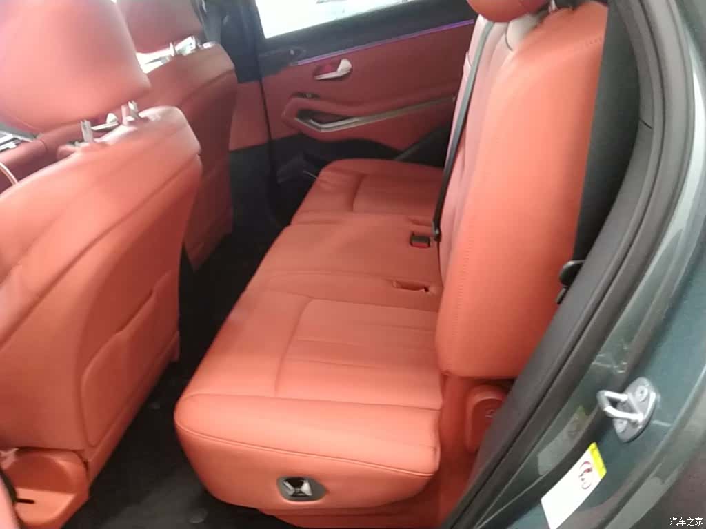BYD Tang, 2025 17