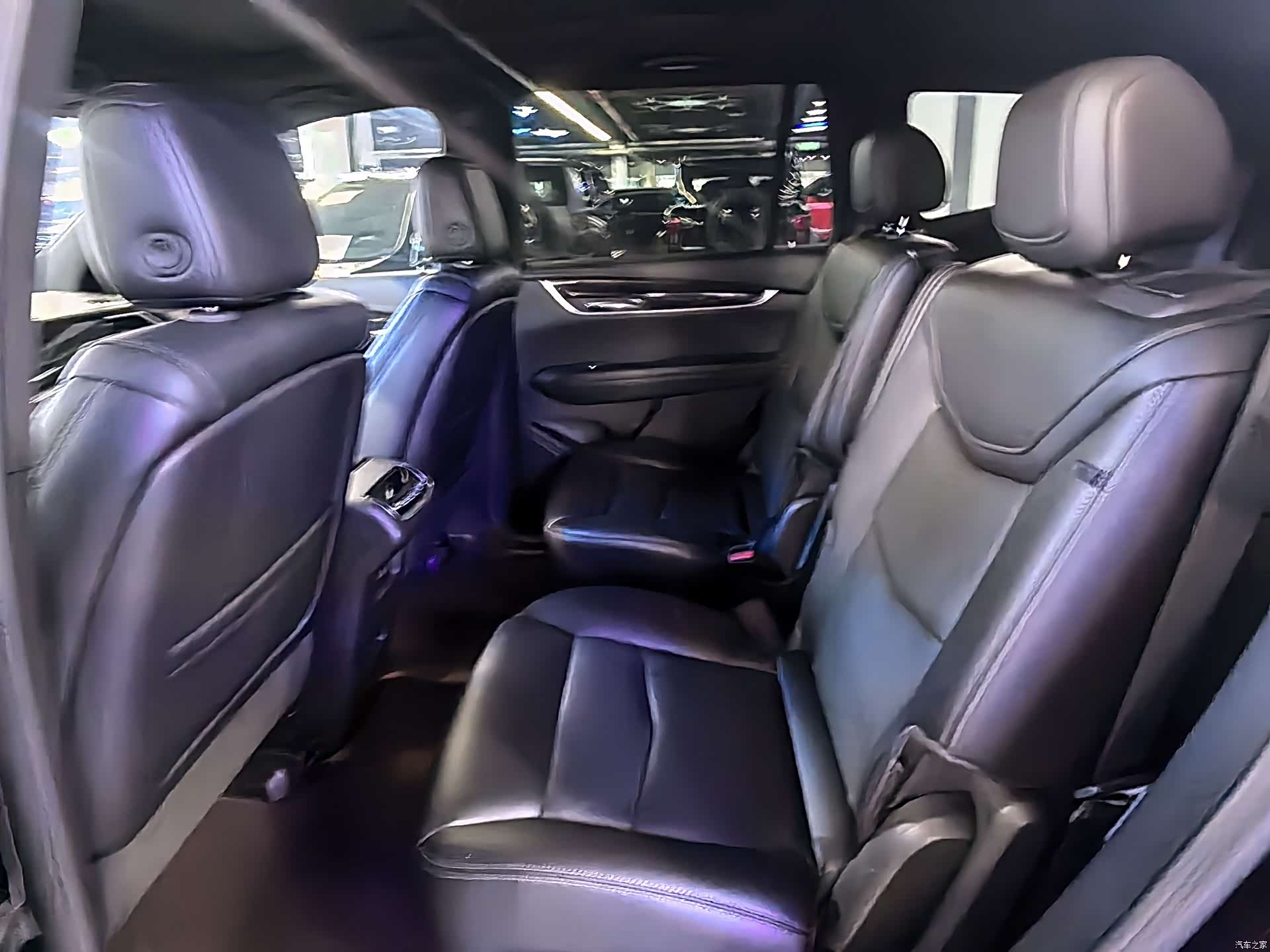 Cadillac XT6, 2021 10
