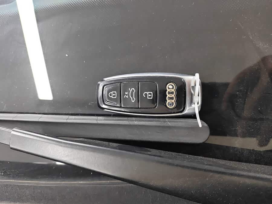 Audi Q7 2023, фото 17
