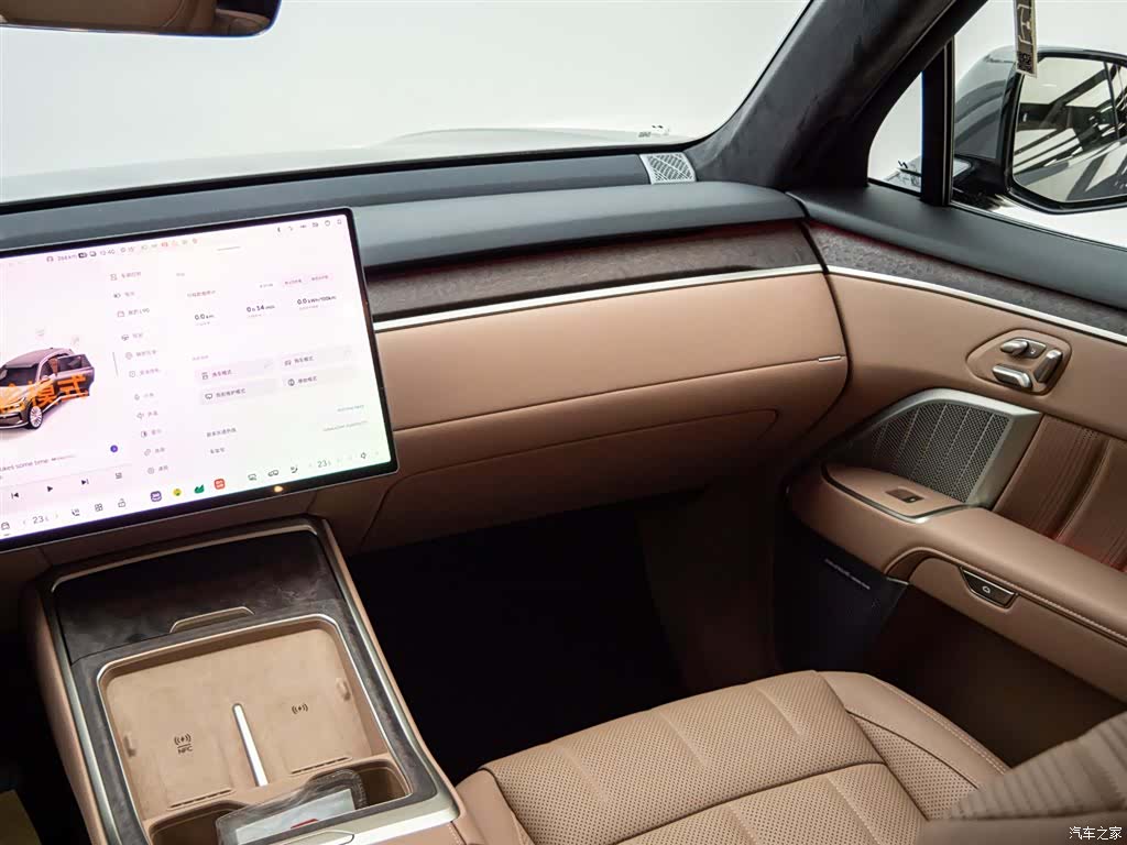 NIO L90, 2025 31