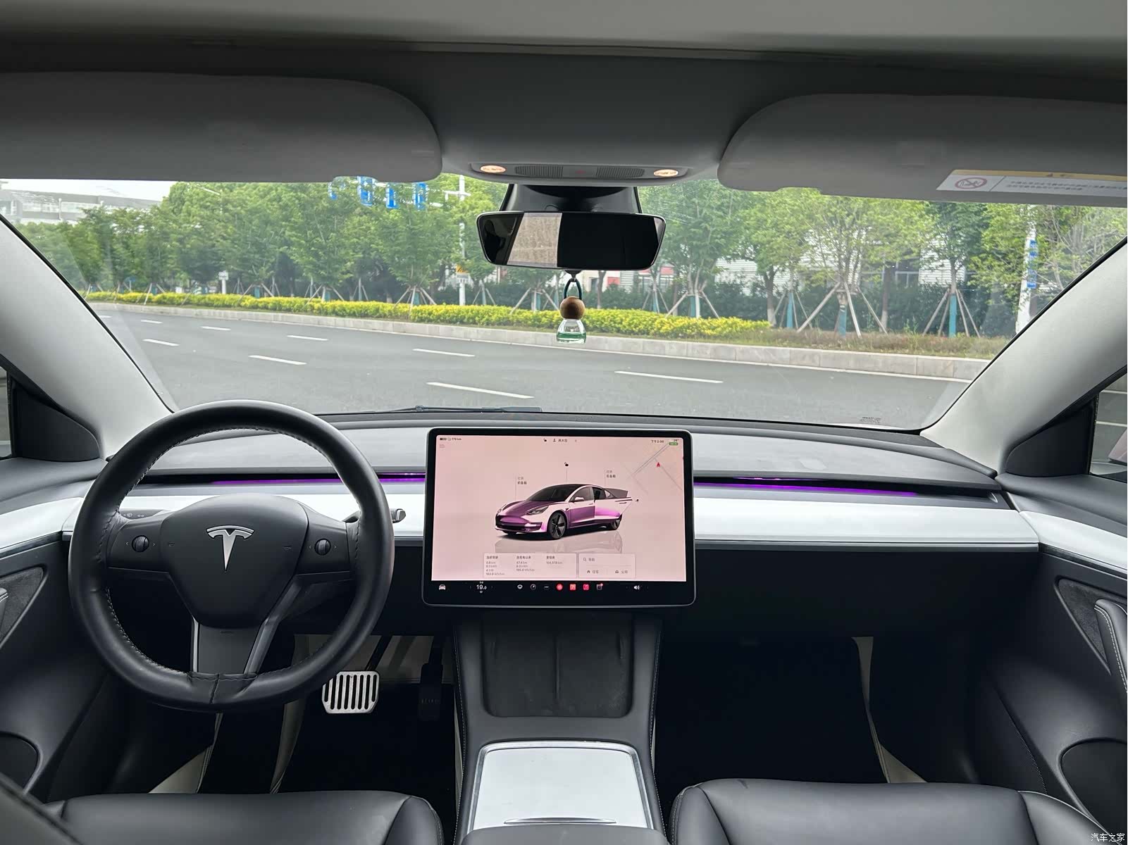 Tesla Model 3, 2022 6