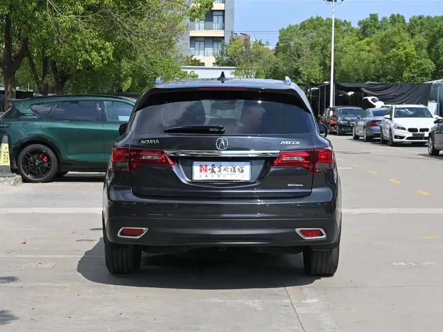 Acura MDX