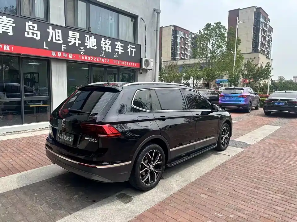 Volkswagen Tiguan L