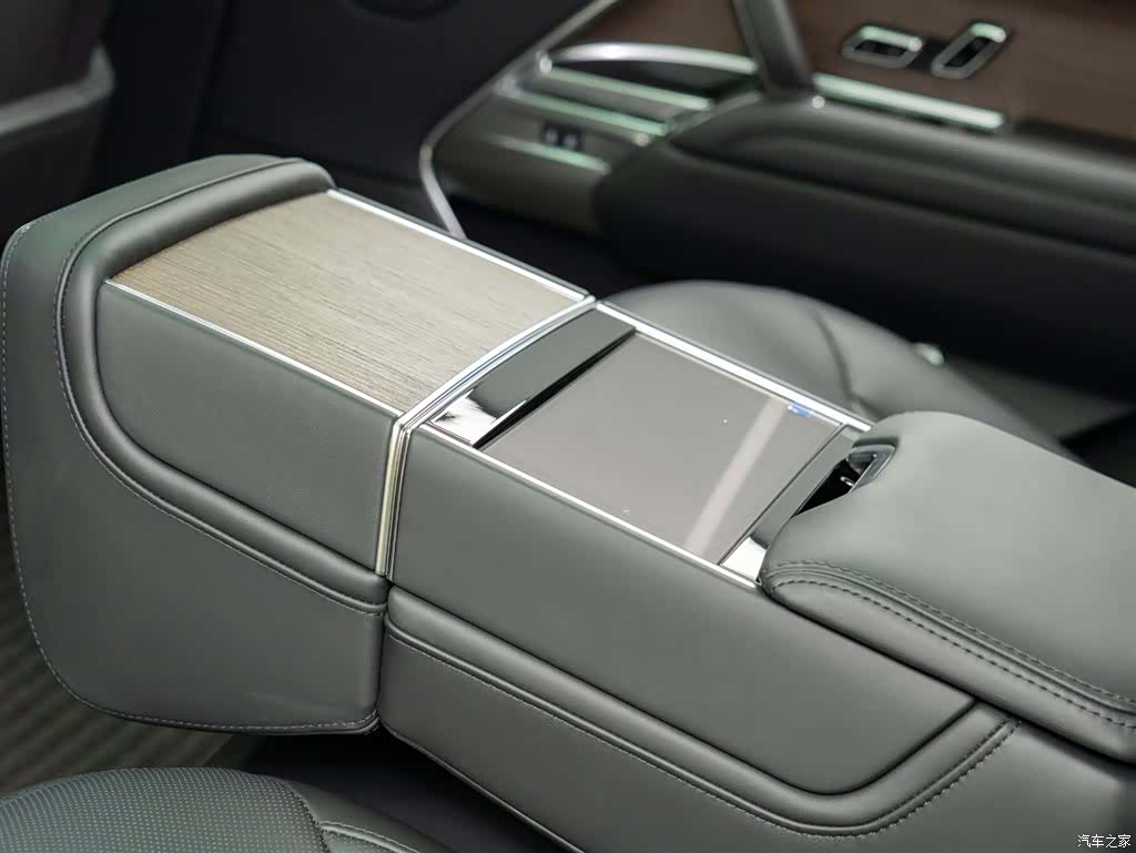 Land Rover Range Rover, 2026 13