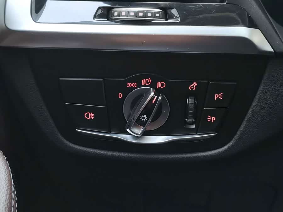 BMW X3 2020, фото 25