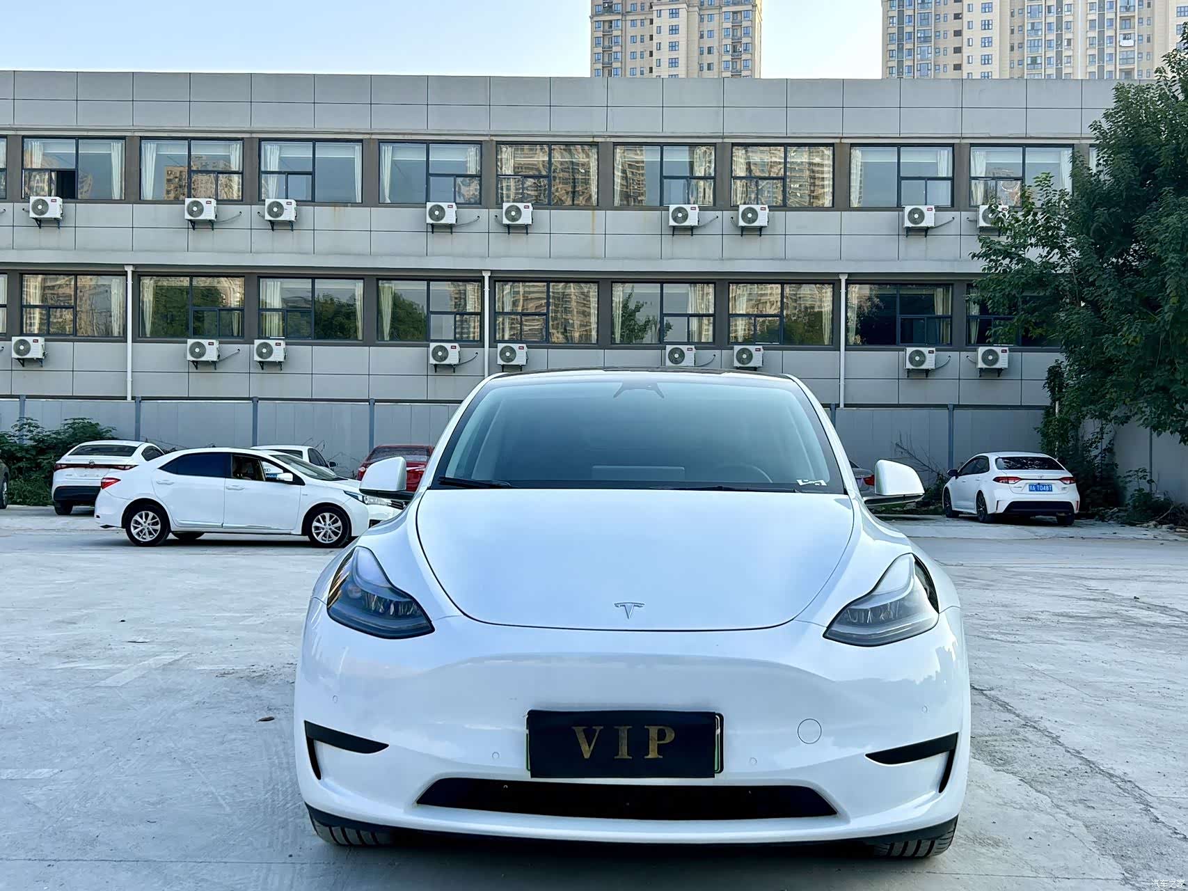 Tesla Model Y, 2024 2
