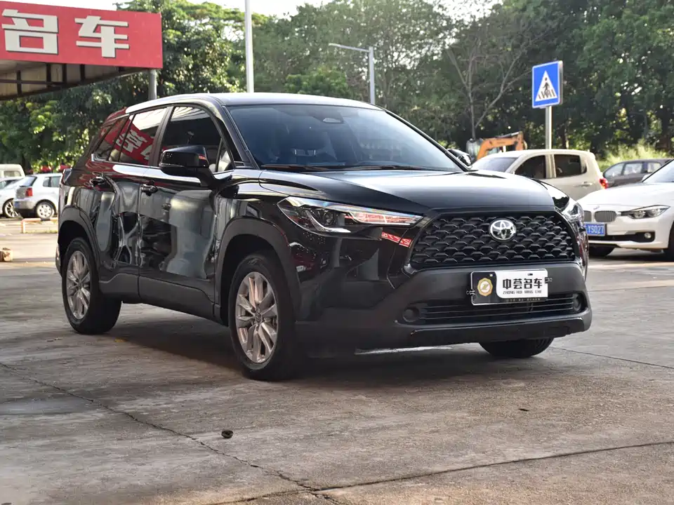 Toyota Corolla Sharp amplifier