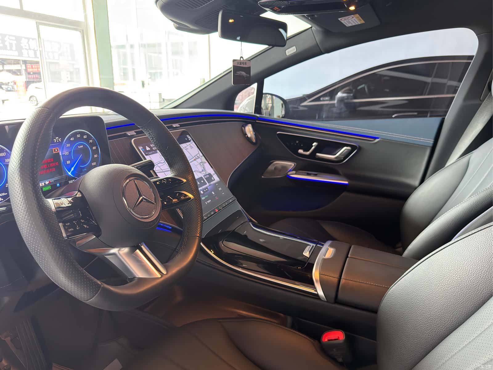 Mercedes-Benz EQE, 2024 все фото