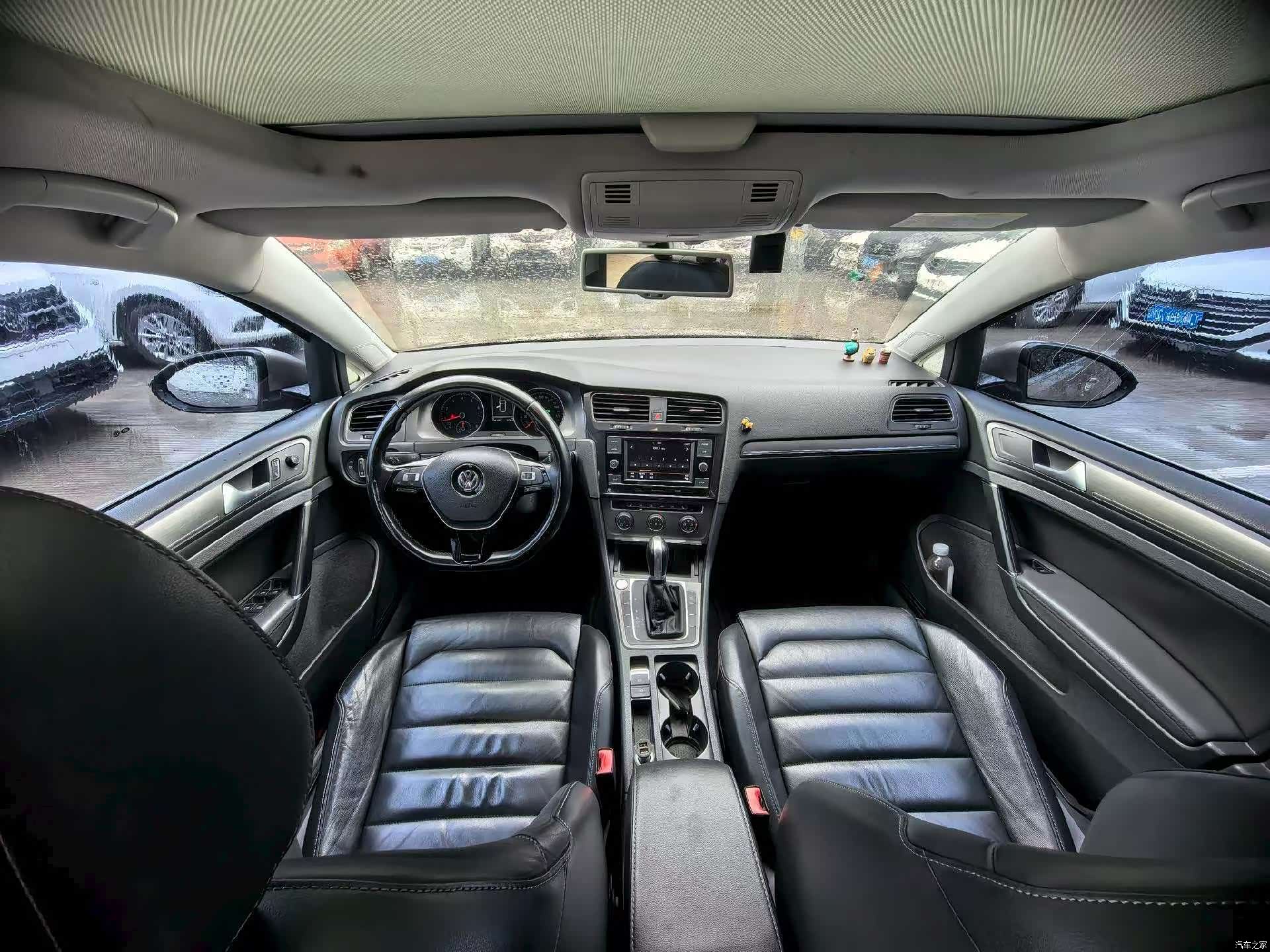 Volkswagen Golf, 2015 все фото