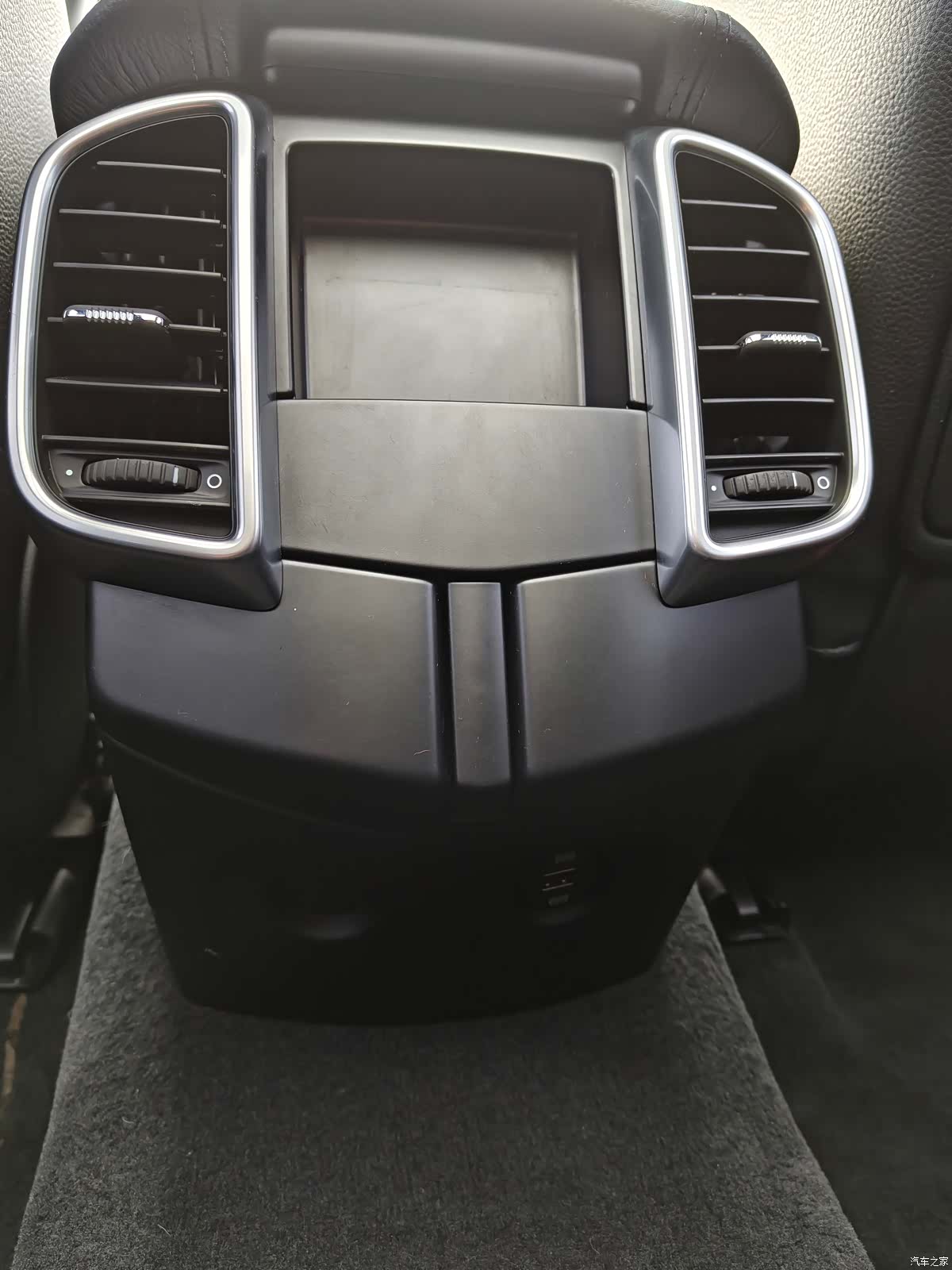 Porsche Cayenne, 2018 8