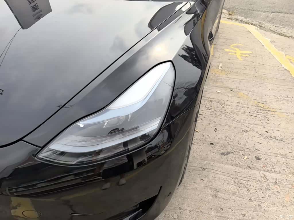 Tesla Model 3, 2021 24