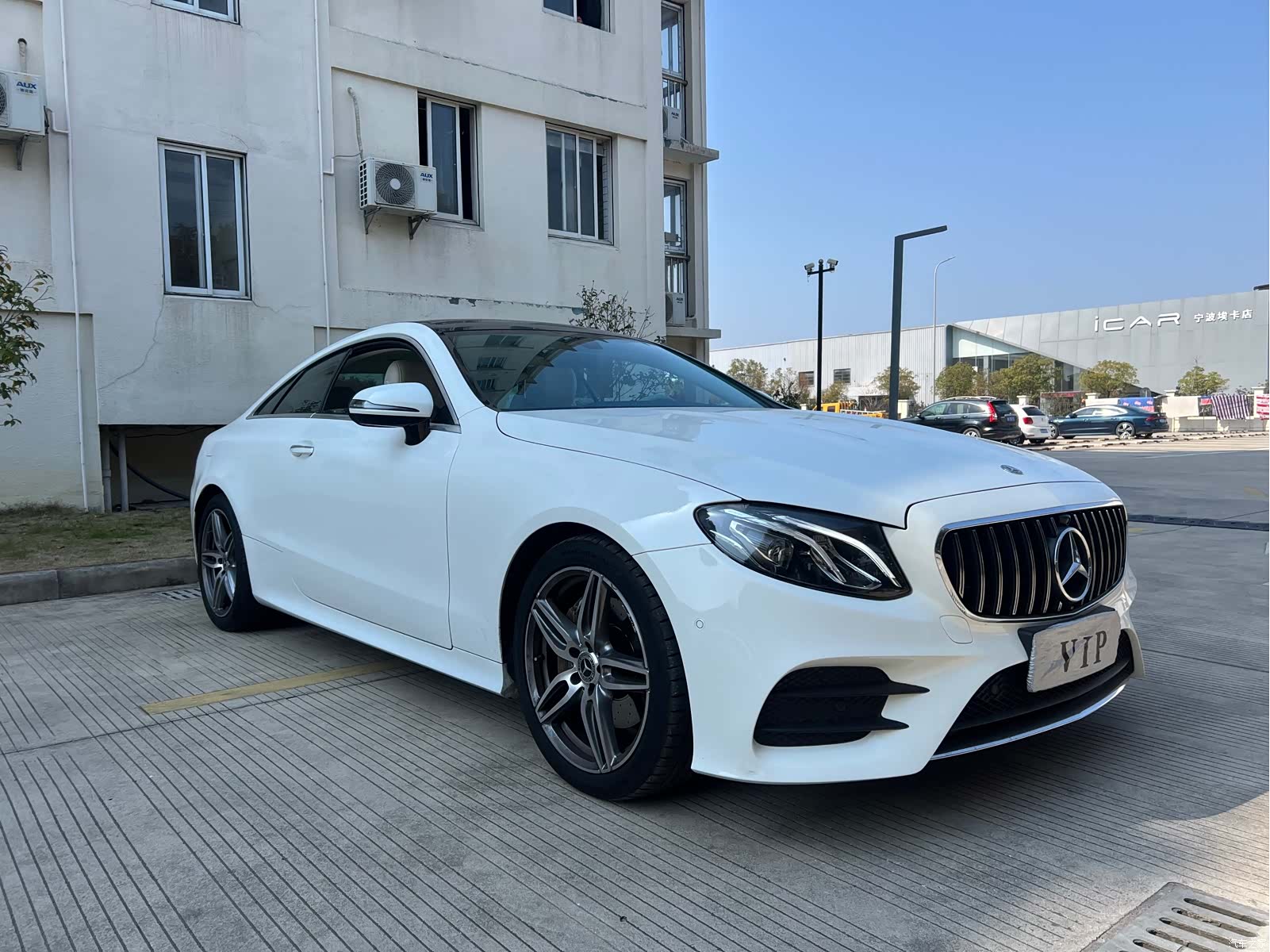 Mercedes-Benz E-Class, 2020 3