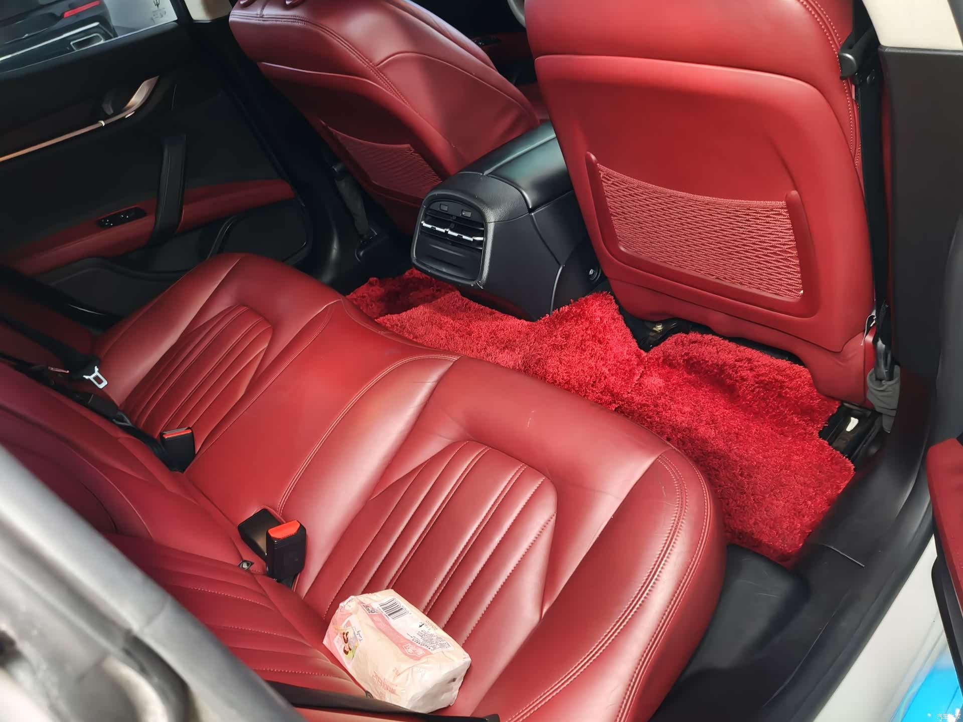 Maserati Ghibli, 2015 все фото