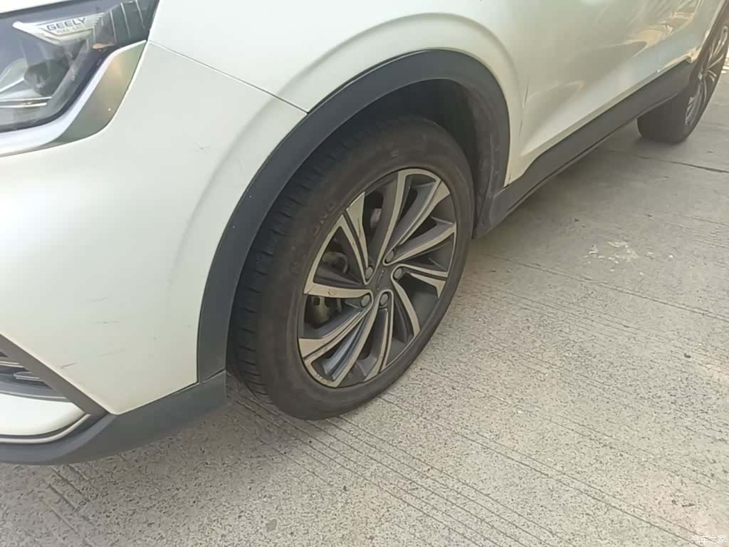 Geely Coolray, 2019 23
