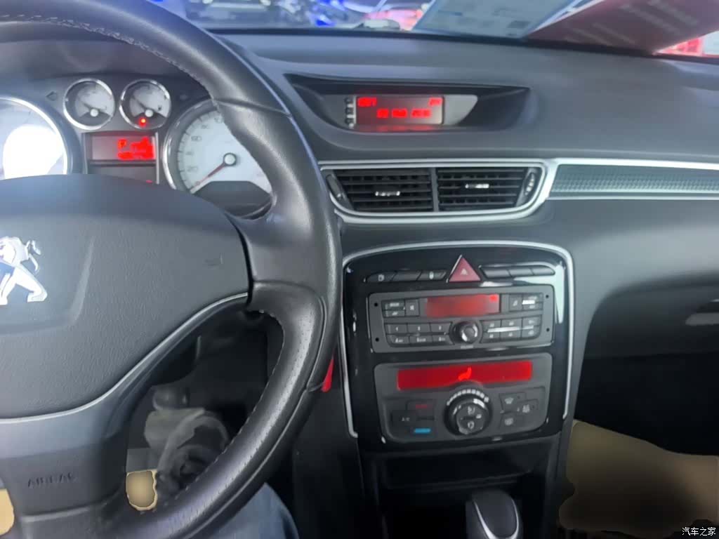 Peugeot 308, 2016 10
