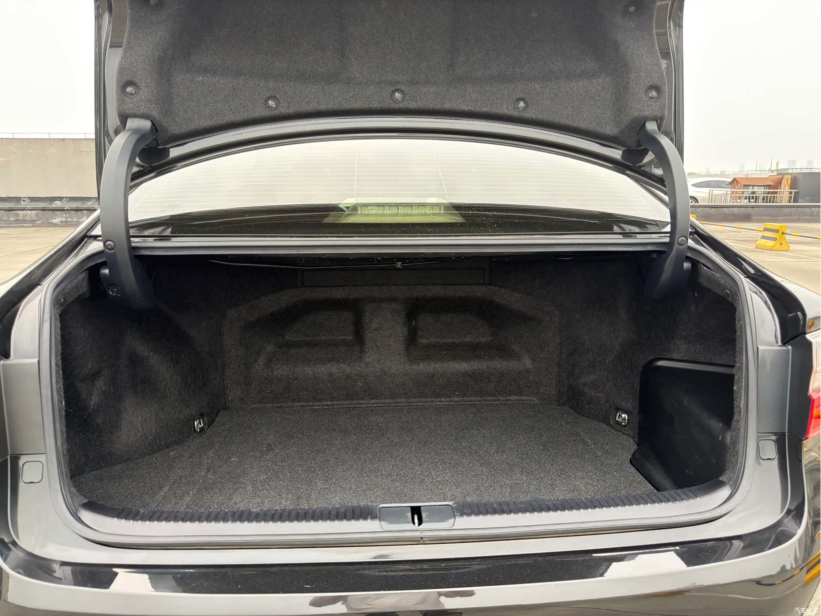 Lexus ES, 2016 24