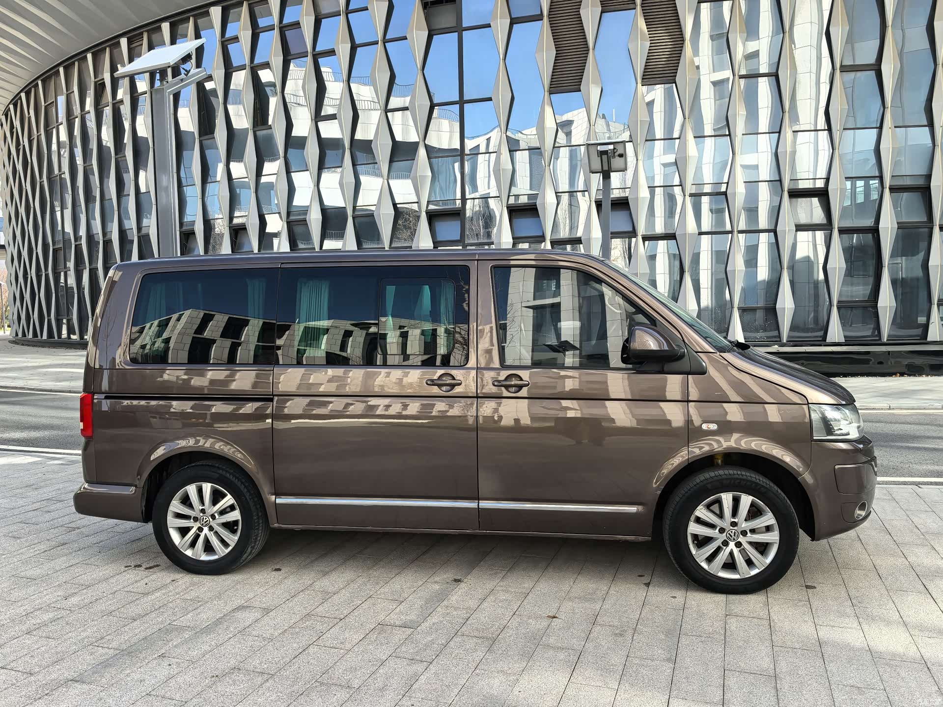 Volkswagen 65, 2016 4