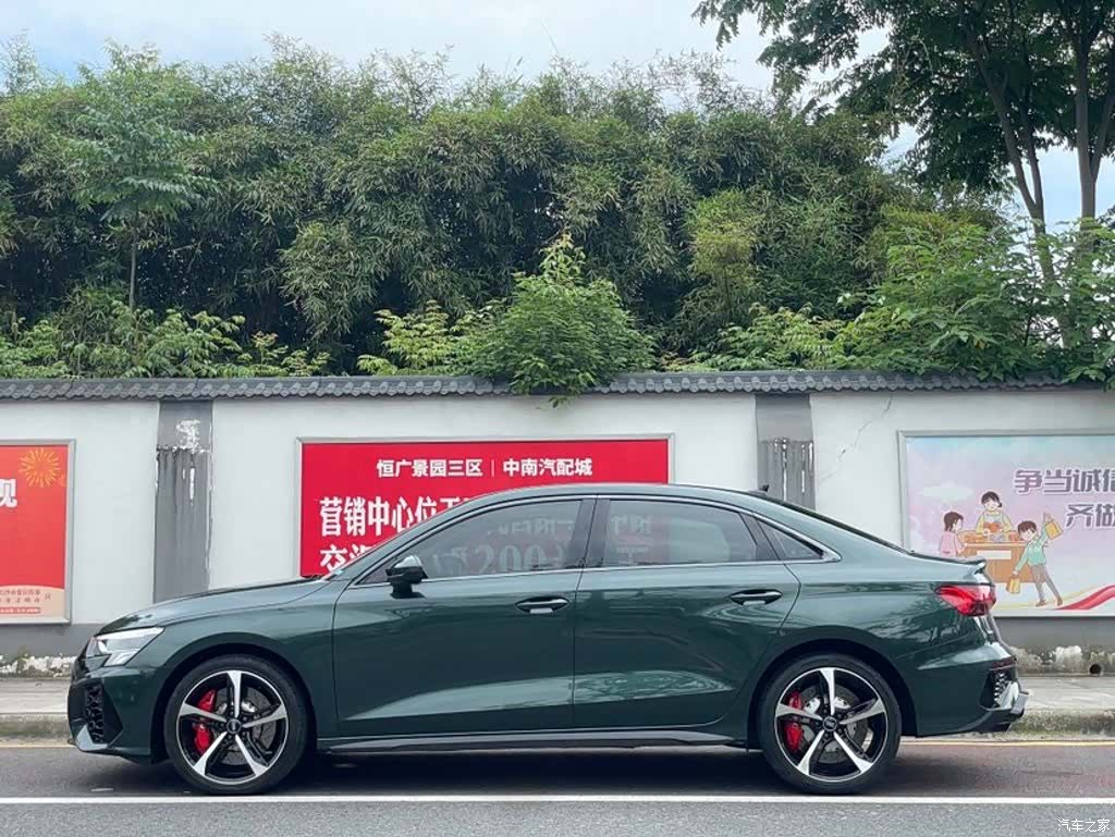 Audi A3, 2022 все фото