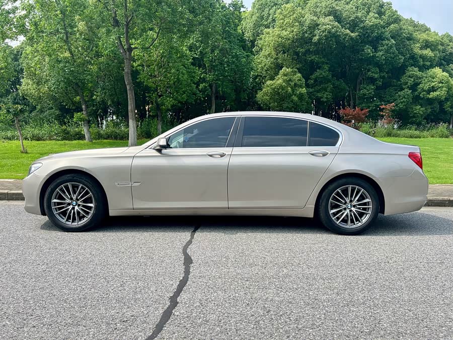 BMW 7-Series 2012, фото 7