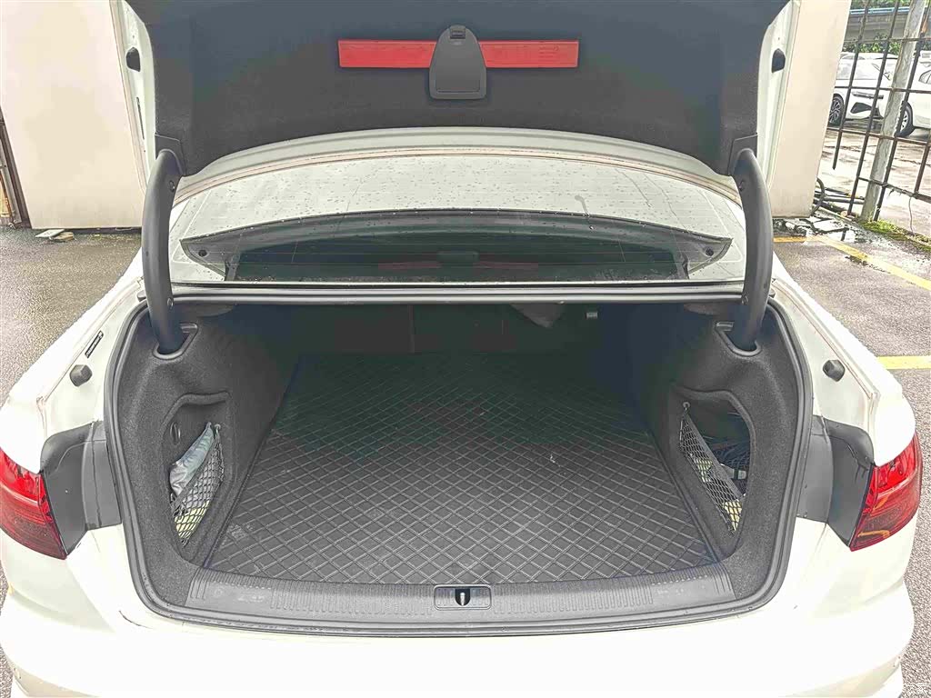 Audi A4L, 2023 8