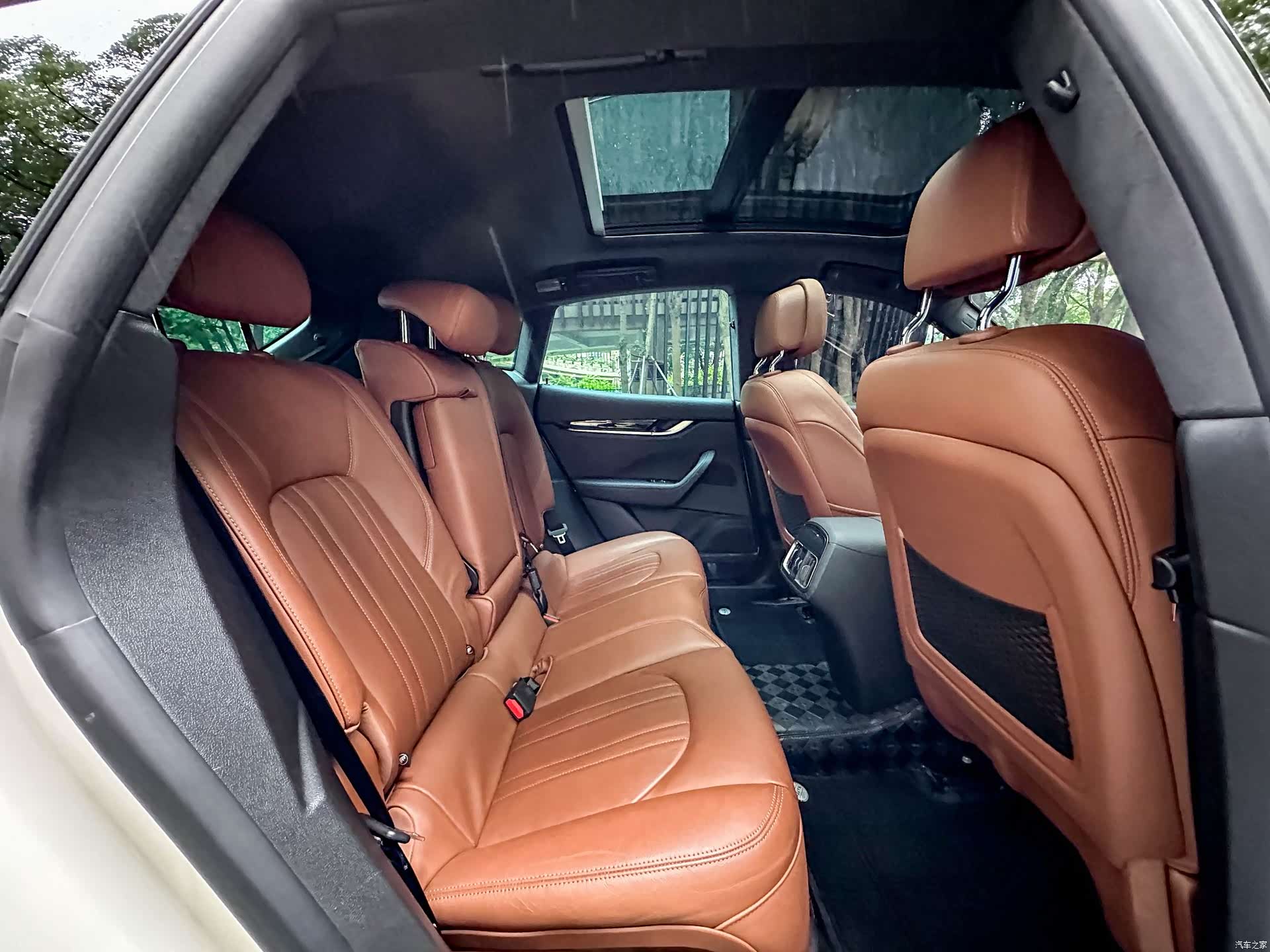 Maserati Levante, 2022 14