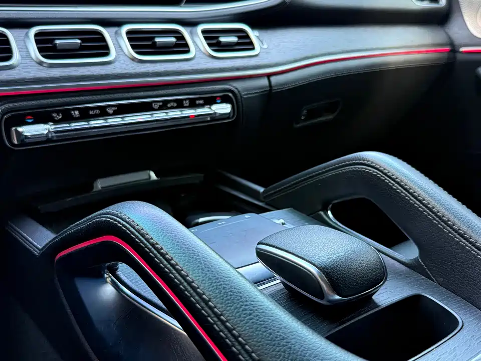 Mercedes-Benz GLE Mercedes-Benz GLE