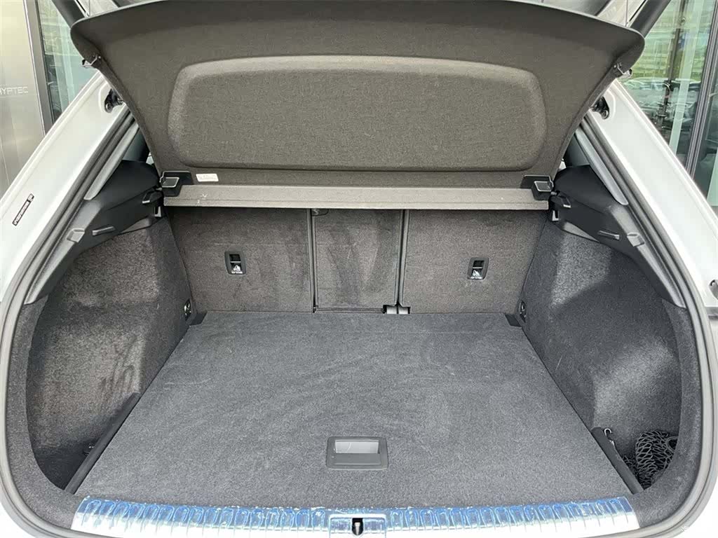 Audi Q3, 2024 9
